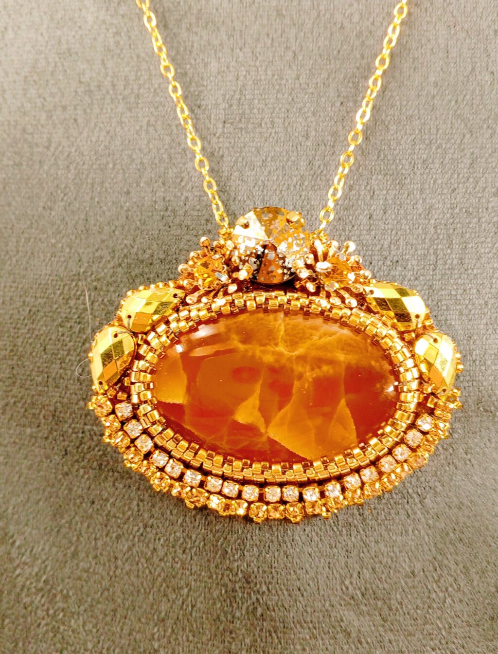 Кулон-брошь (трансформер ) Золотой Симбирцит.