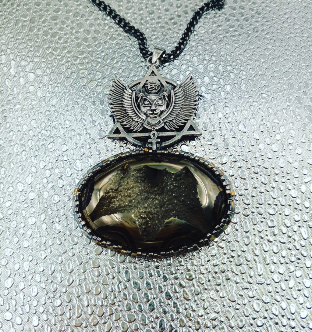 Подвеска «Богиня домашнего очага»