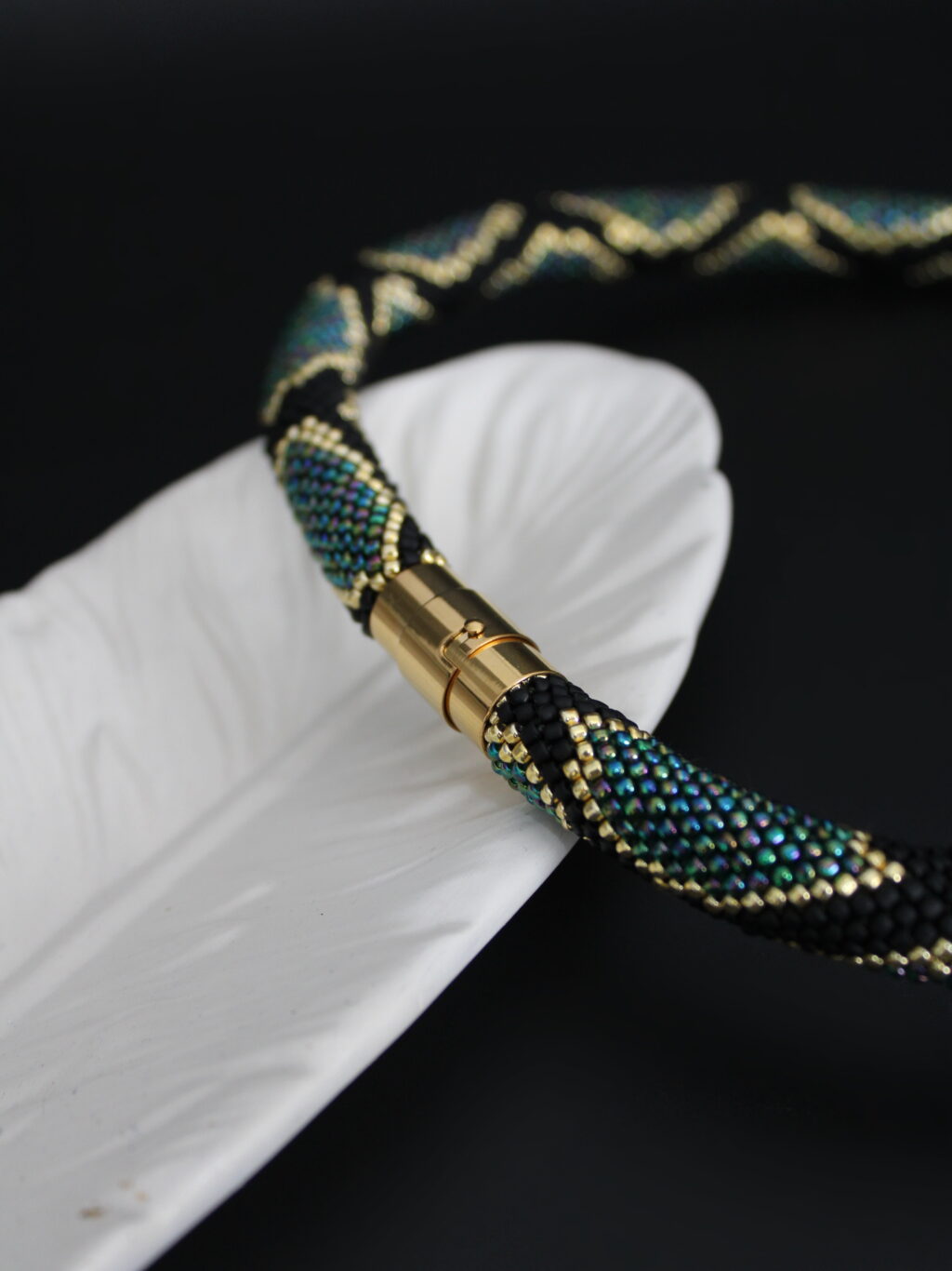 Колье на Питон ручной работы, ожерелье украшение на шею змея