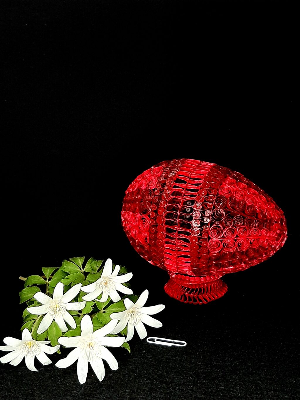 Пасхальное яйцо квиллинг «Фаберже»