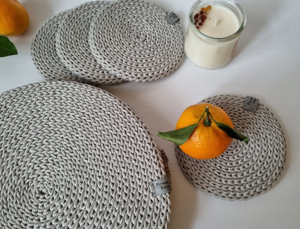 Плейсматы, сервировочные салфетки