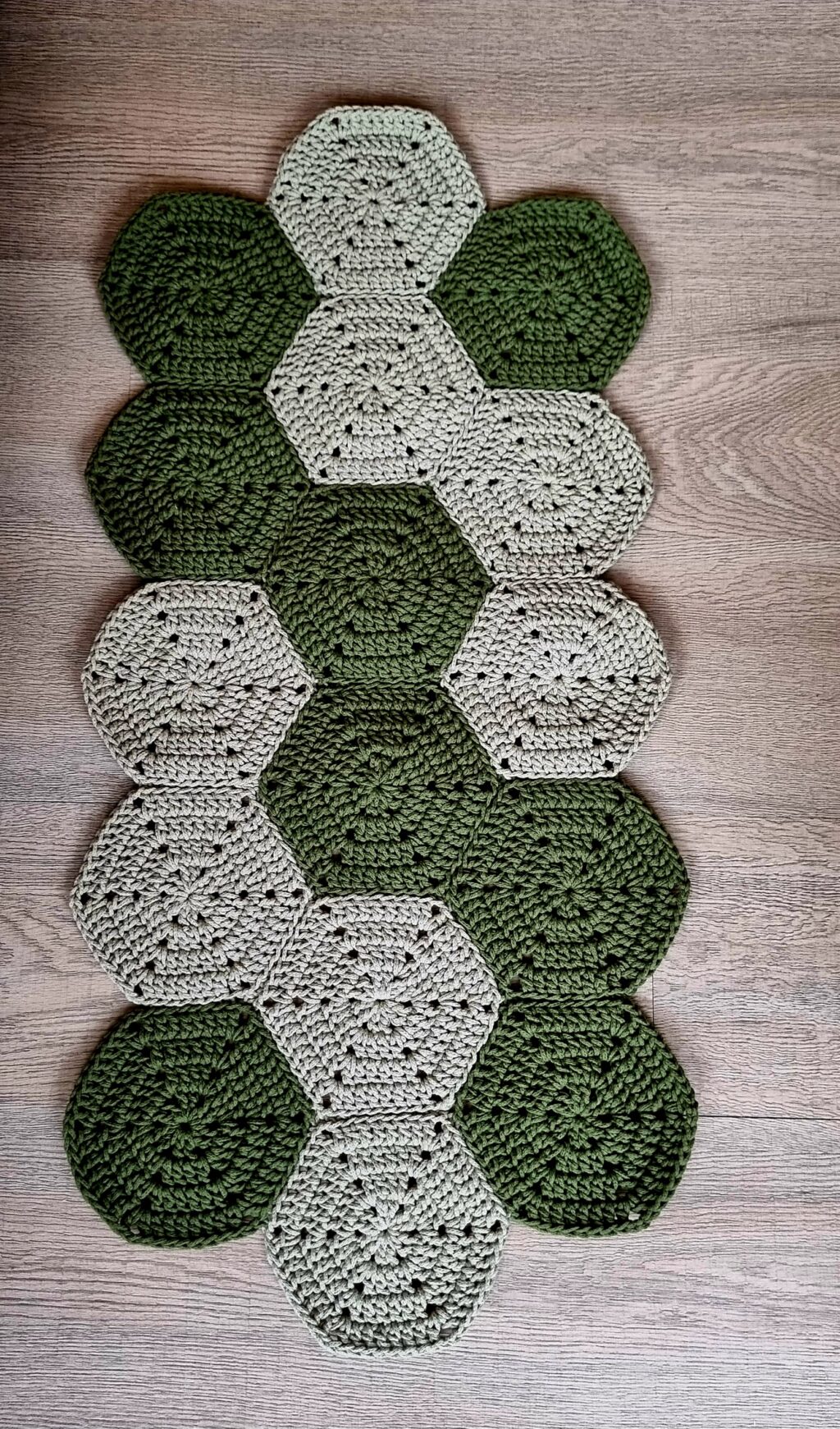 Коврик вязаный