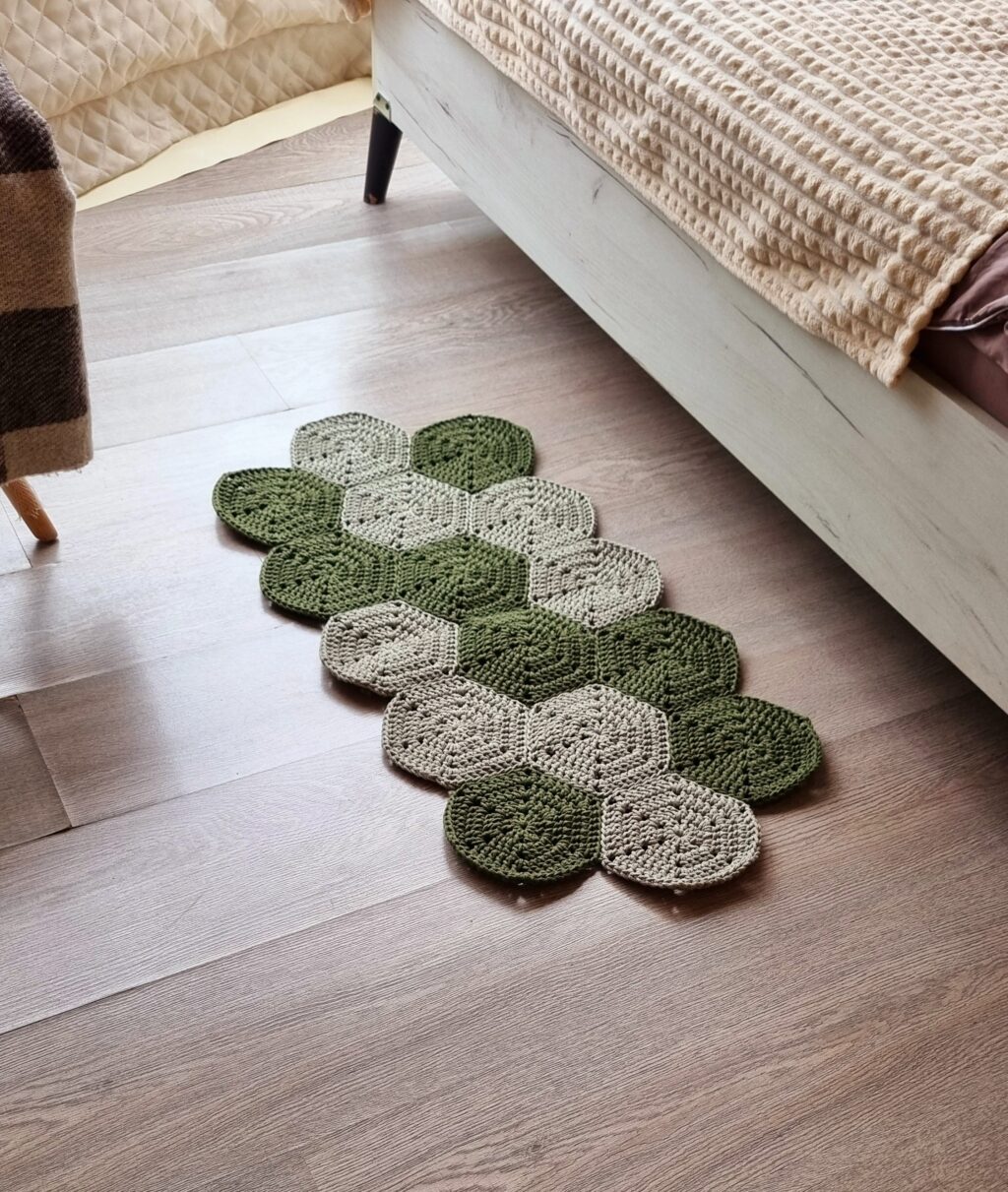 Коврик вязаный