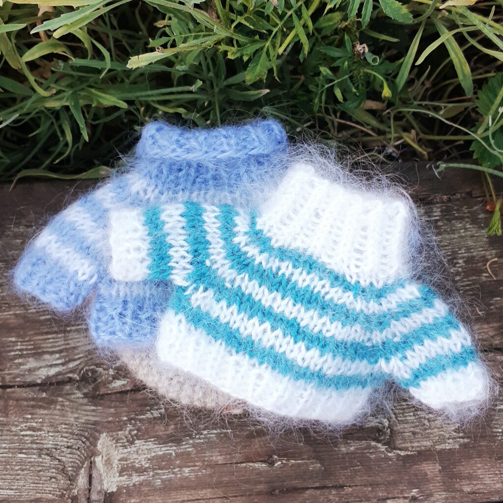 Пингвин в свитере