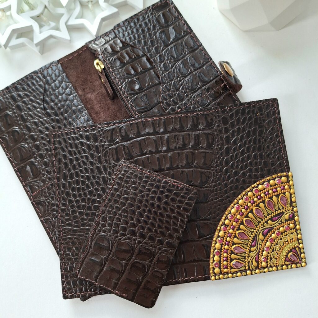 Набор: Кошелек, Обложка на паспорт и Картхолдер из натуральной кожи