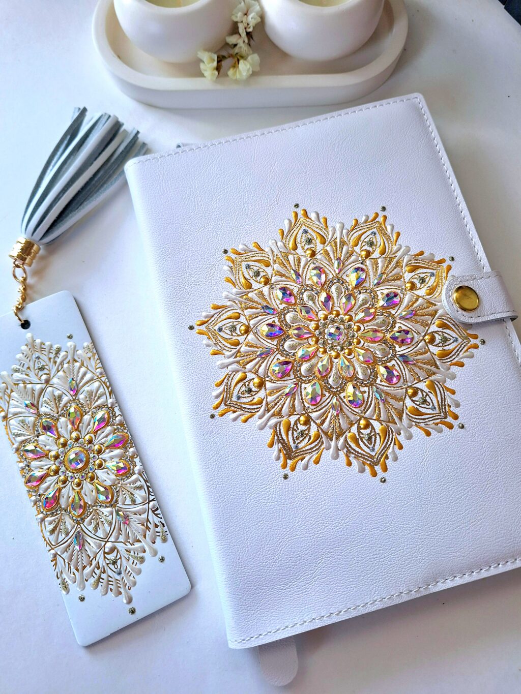 Набор из натуральной кожи: Бизнес-блокнот А5 со съемной обложкой + закладка для книг