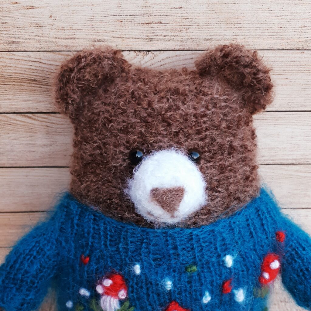 Мишка из Страны Чудес