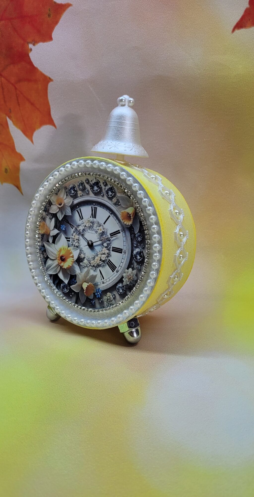 Декоративный будильник «Процветание. Нарциссы»»