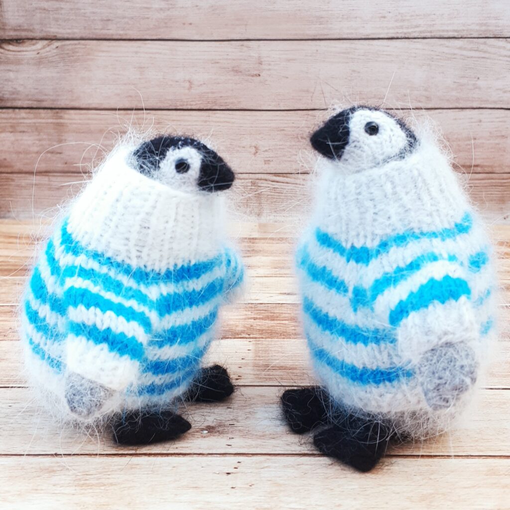 Пингвин в свитере