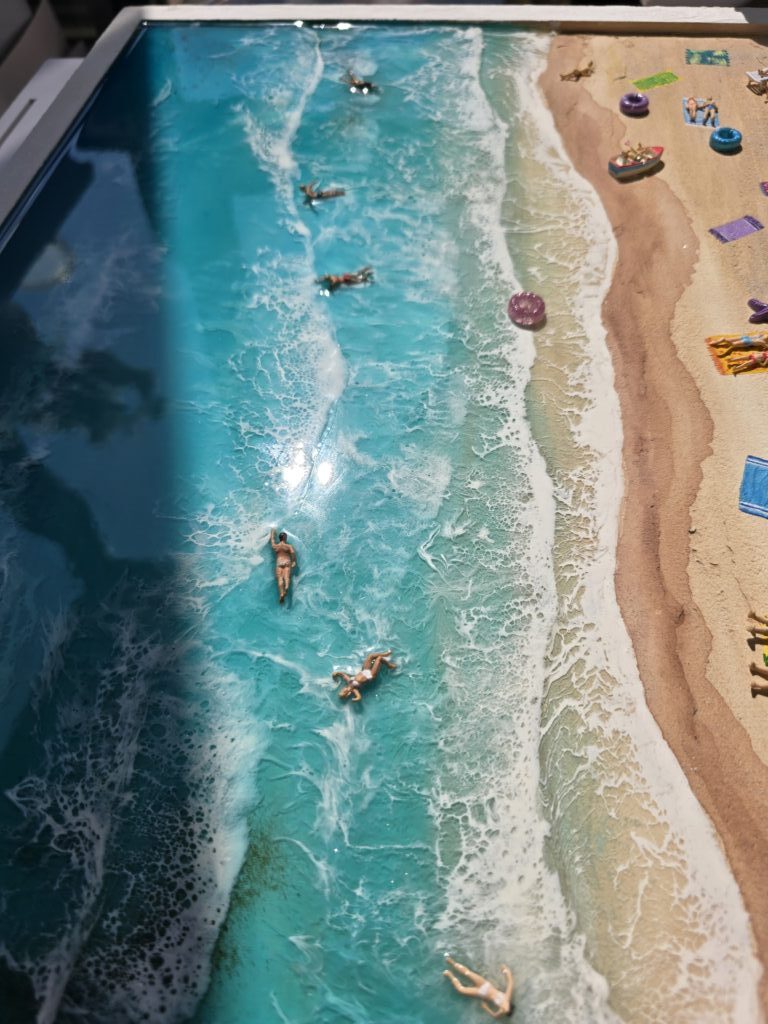 Картина из смолы «На пляже» 50*30см