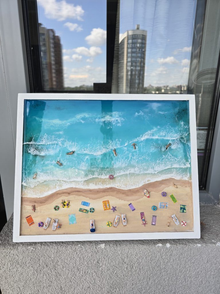 Картина из смолы «На пляже» 50*30см