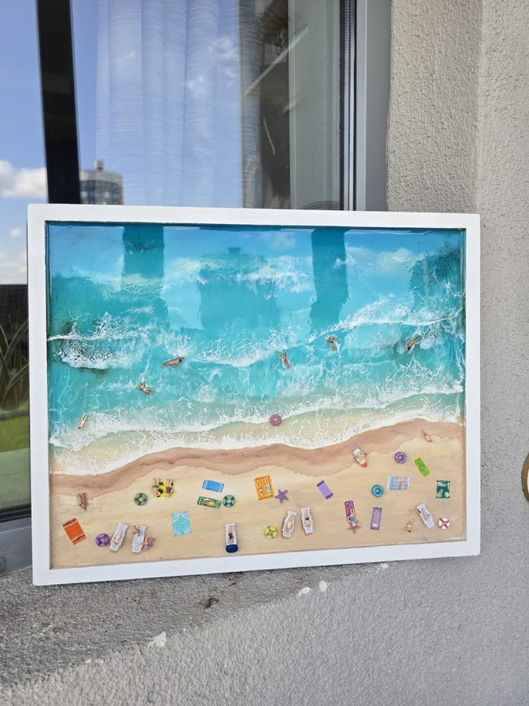 Картина из смолы «На пляже» 50*30см