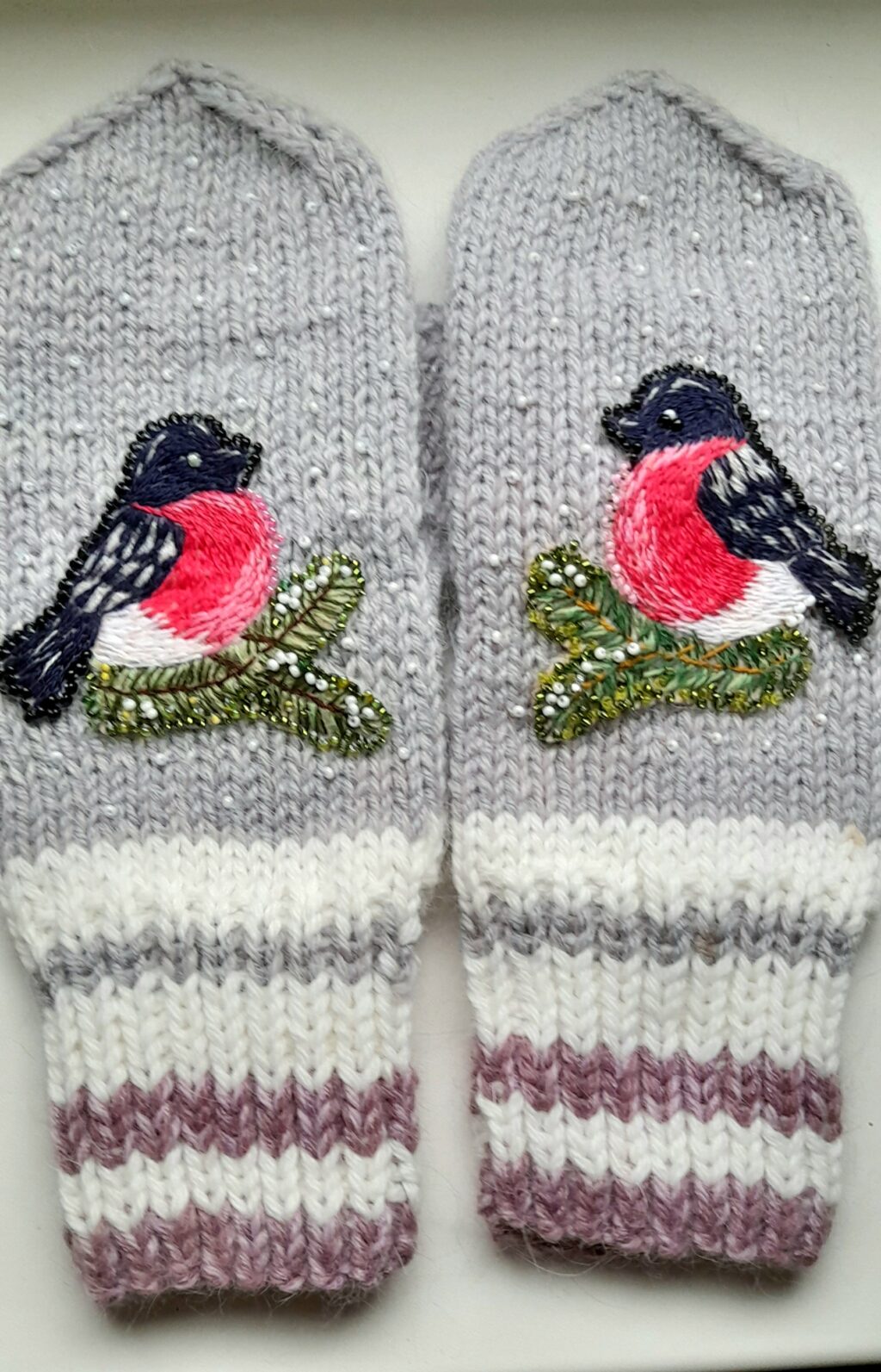 Варежки со снегирями