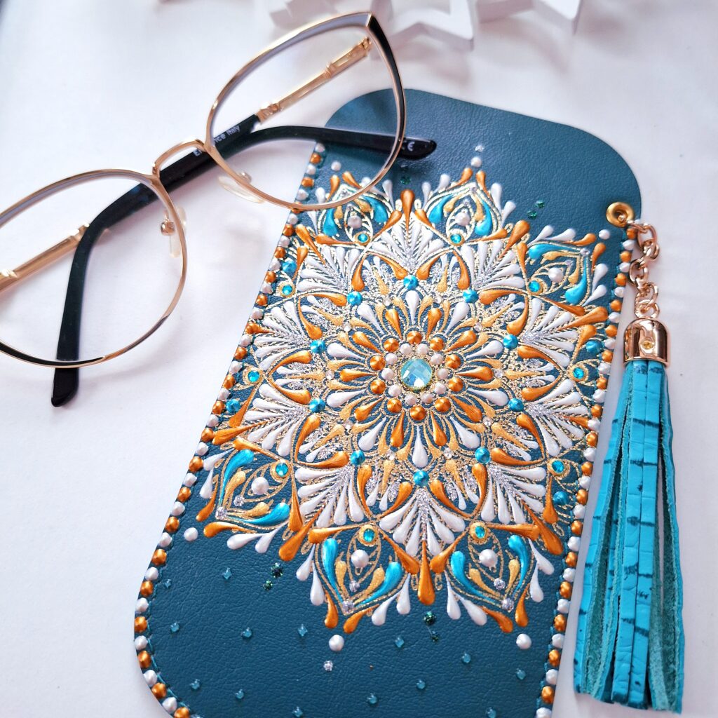 Набор из натуральной кожи: чехол для очков и пенал для ручек