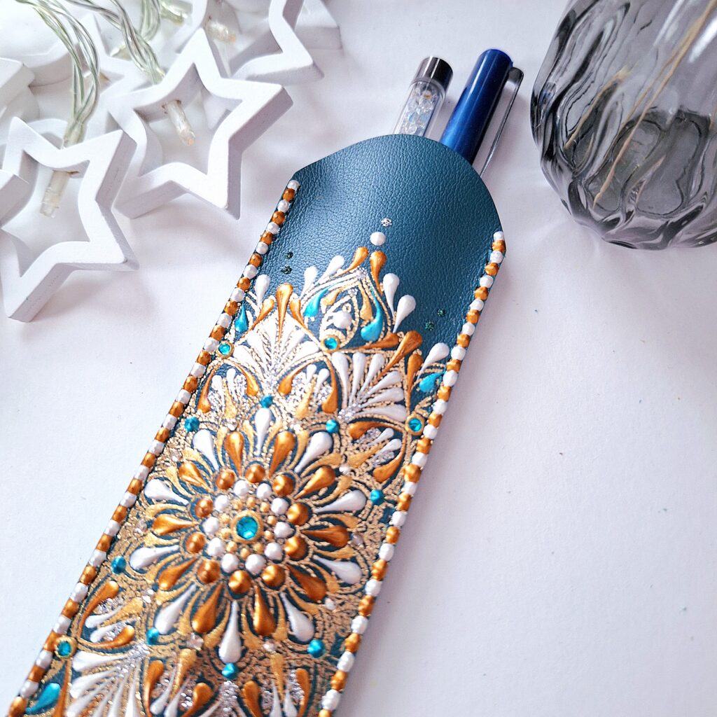 Набор из натуральной кожи: чехол для очков и пенал для ручек