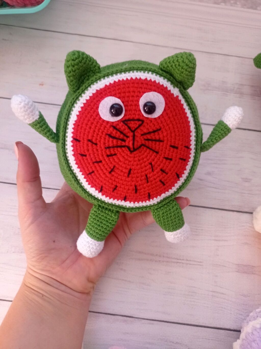 Вязаная игрушка кот Арбузик