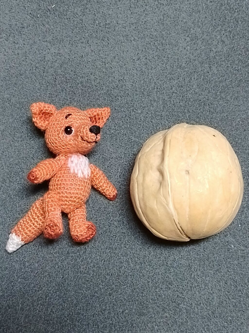 Лисенок Алекс