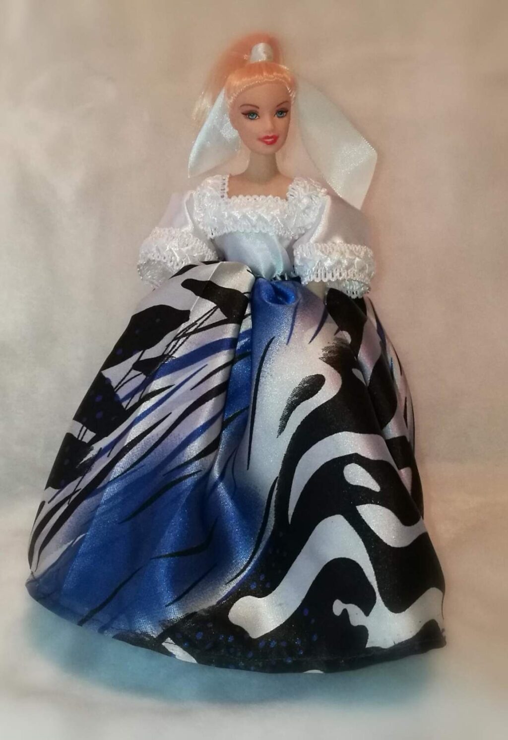 Кукла-шкатулка