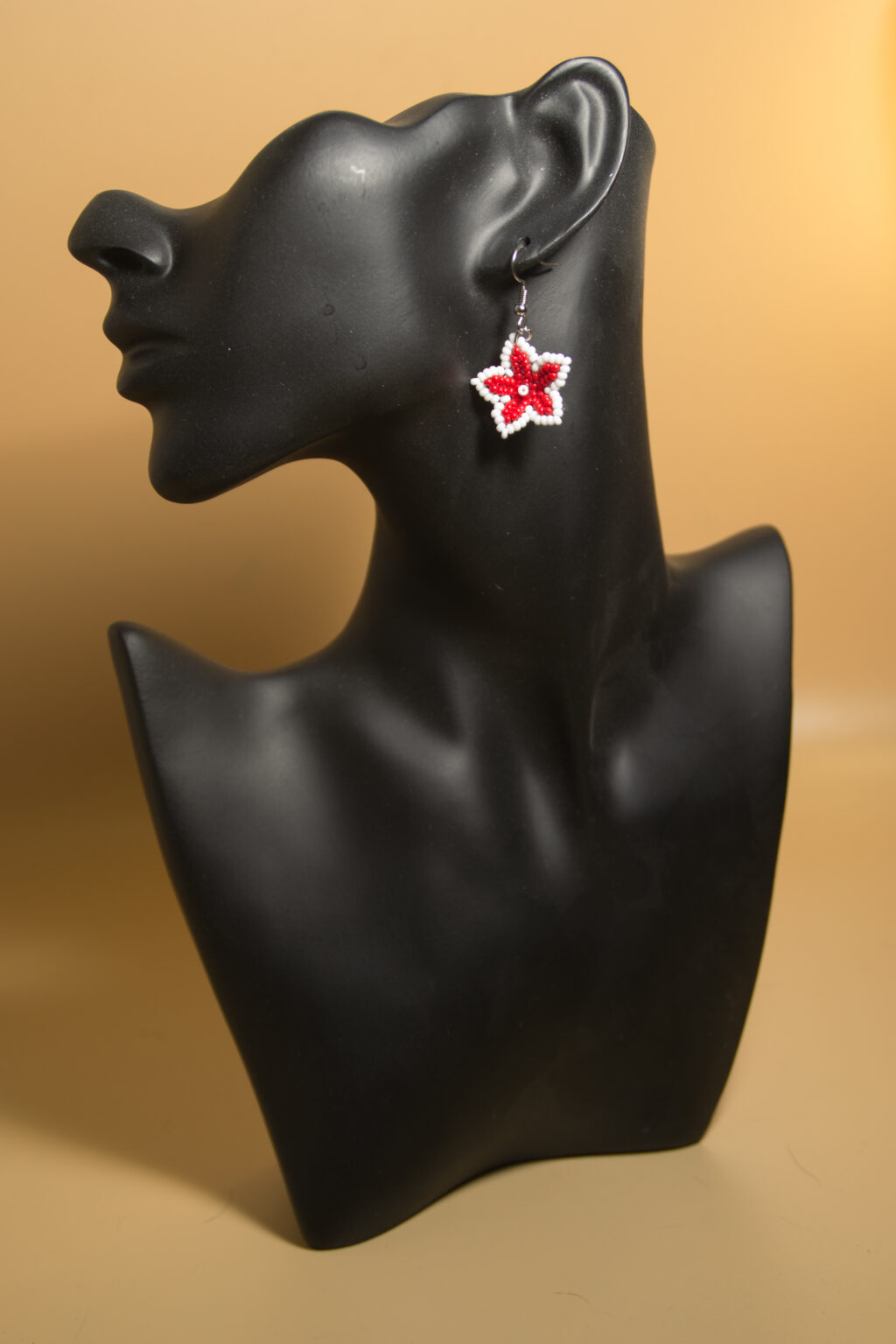 Серьги-цветы из бисера