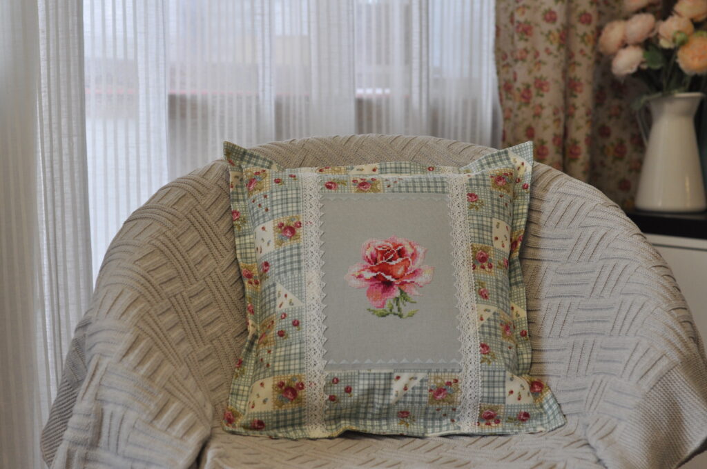 Наволочки для декоративных подушек «Розы»