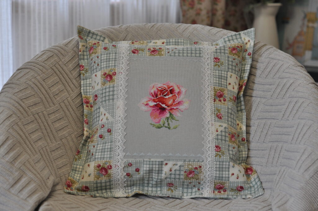 Наволочки для декоративных подушек «Розы»