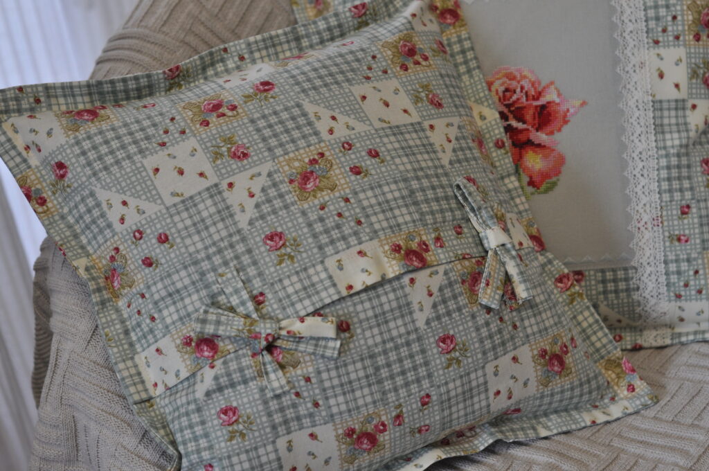 Наволочки для декоративных подушек «Розы»