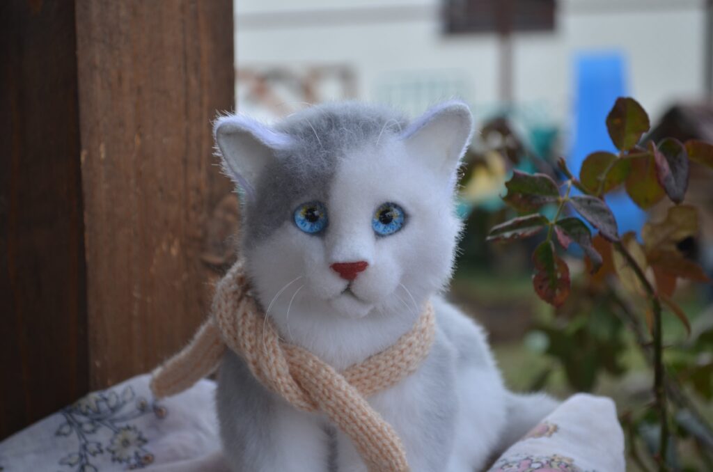 Котёнок Мари.