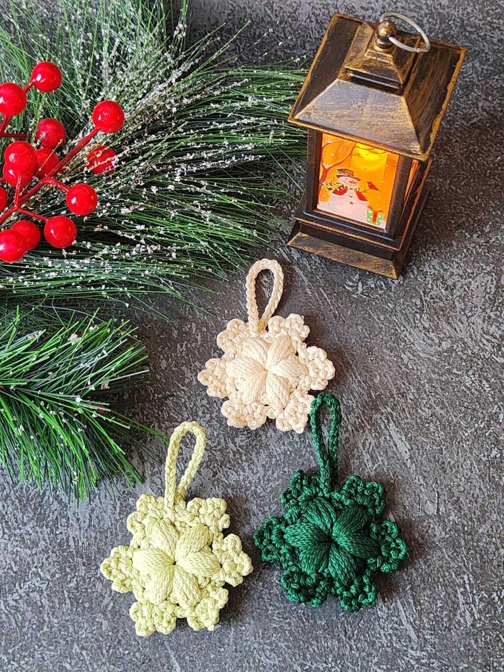 Набор украшений на елку «Снежинки»