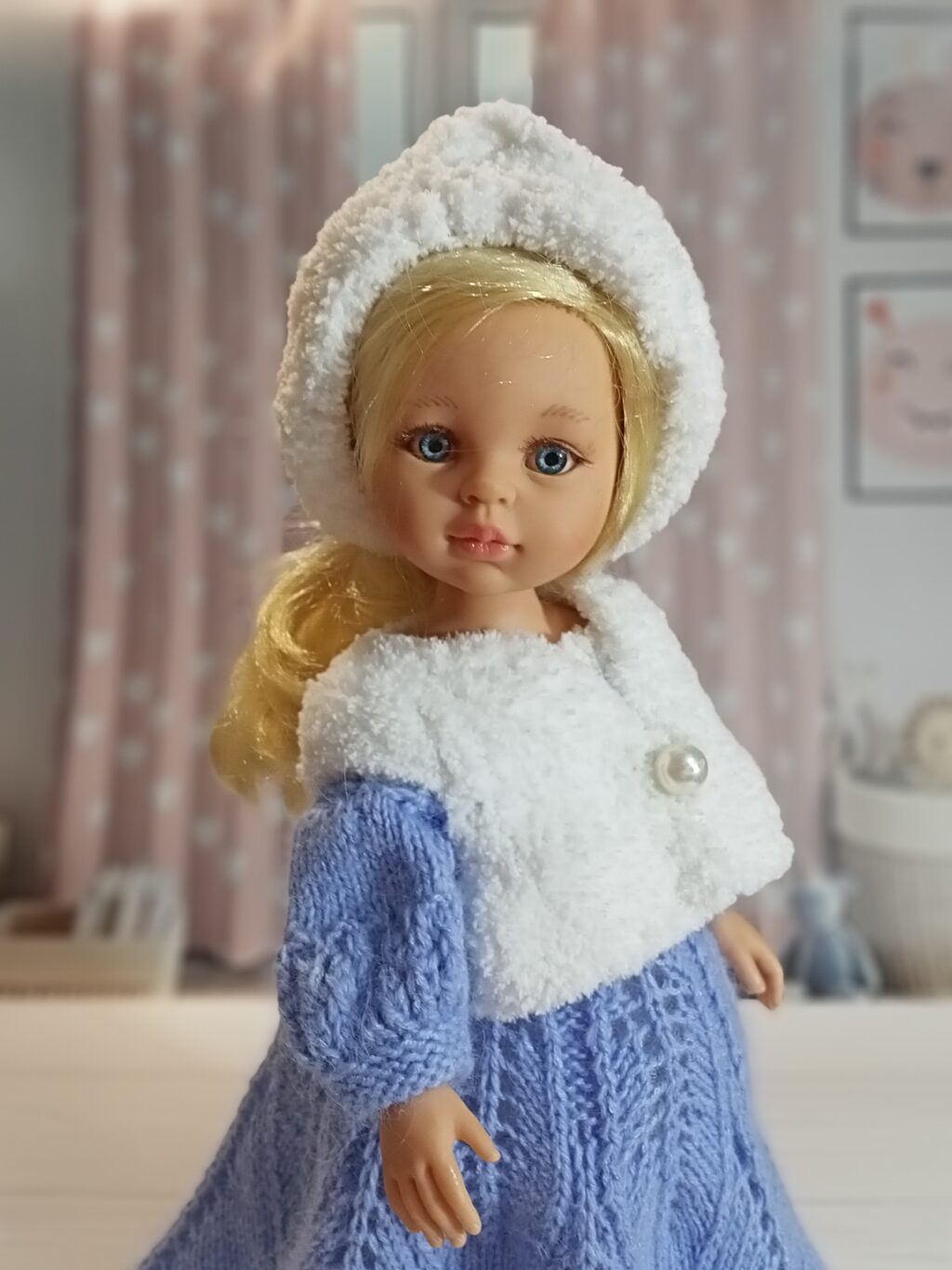 Платье Снегурочка для куклы Паола Рейна