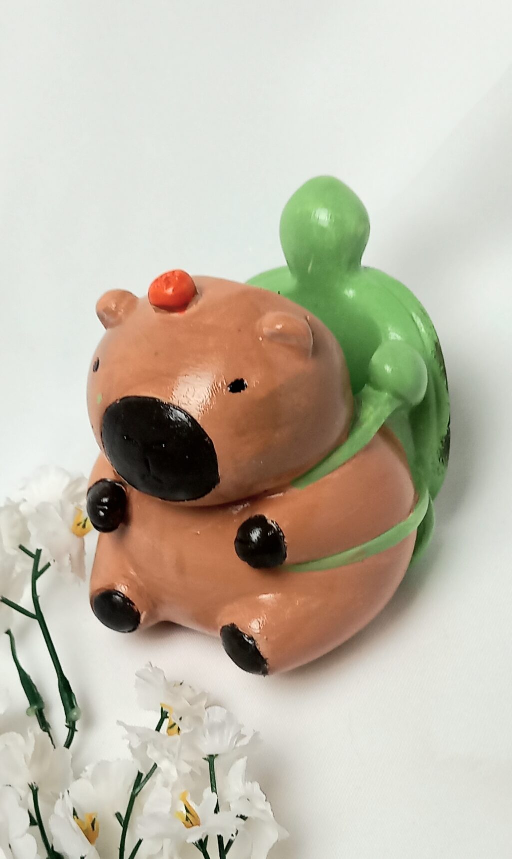 Капибара карандашница кашпо