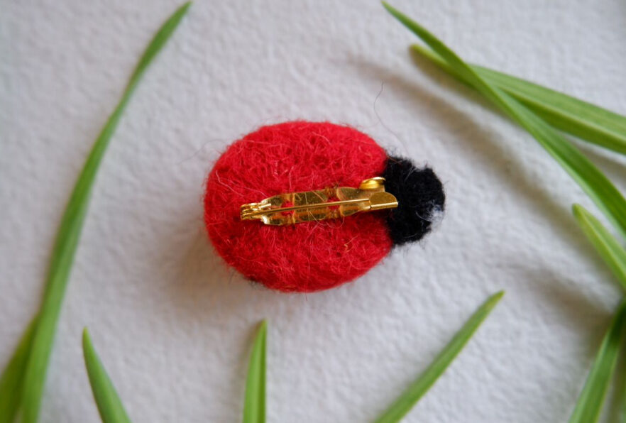 Брошь «Coccinella»