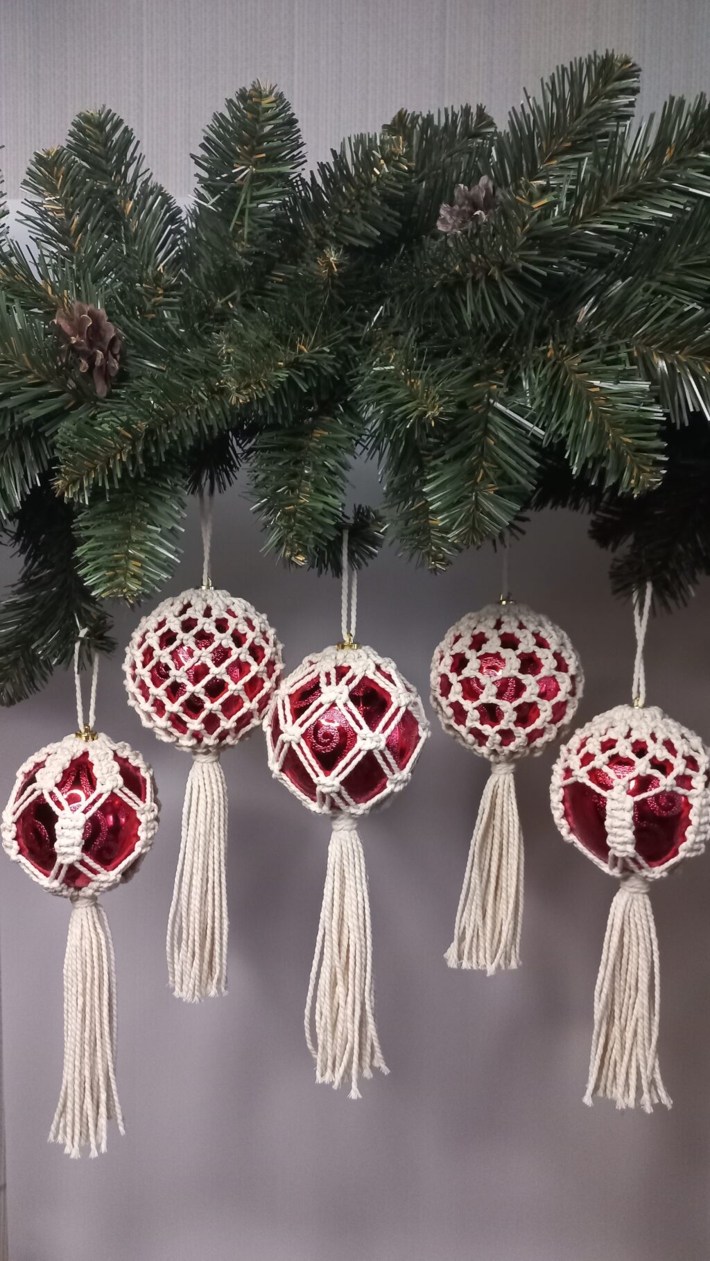 Ёлочные игрушки