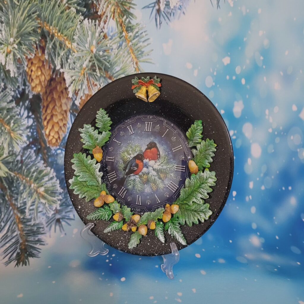 Декоративная тарелочка «Новогодняя. Снегири»