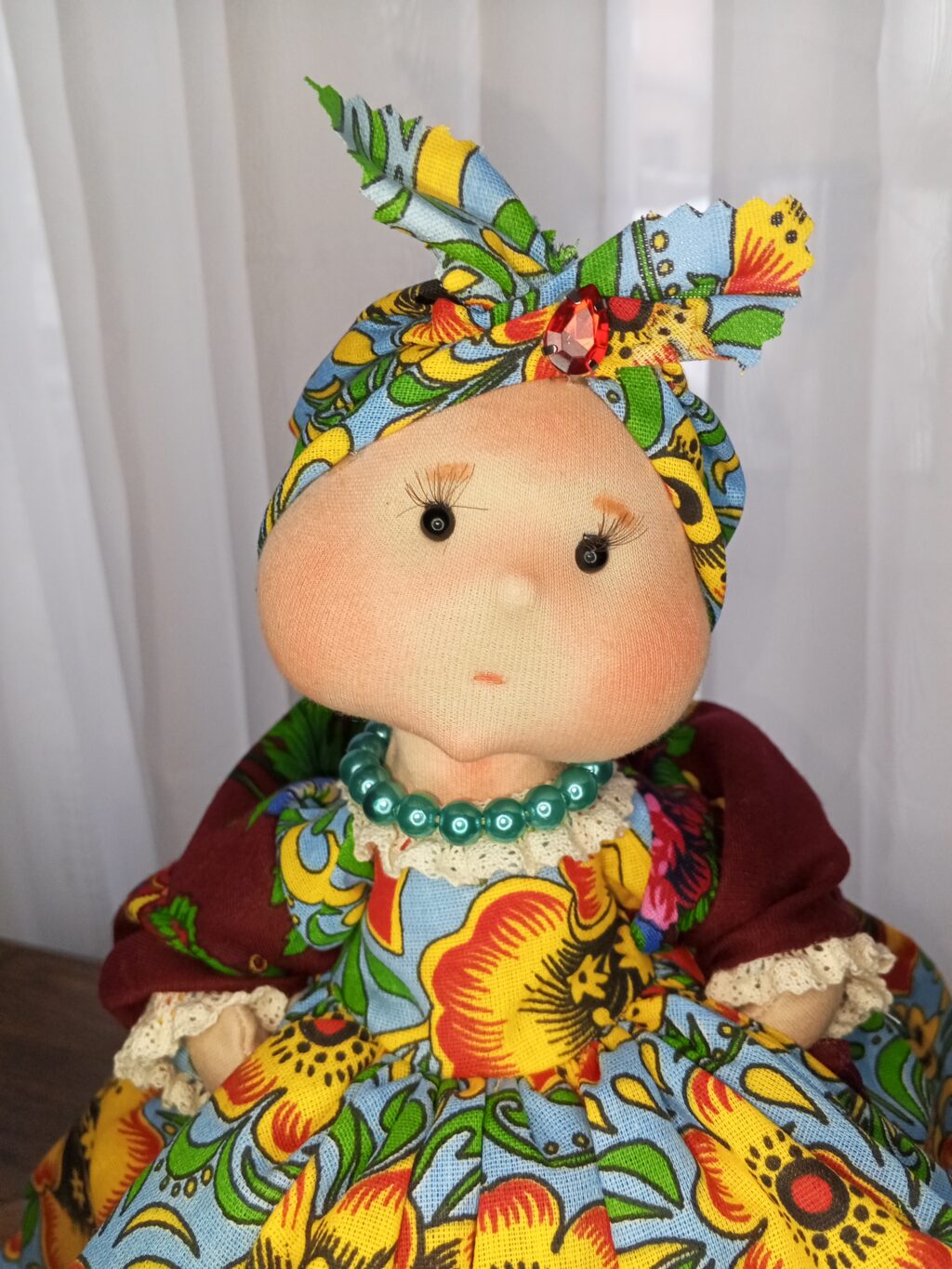 Кукла-грелка на чайник