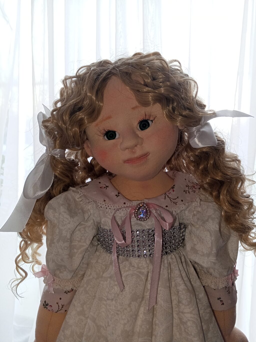 Текстильная кукла ручной работы