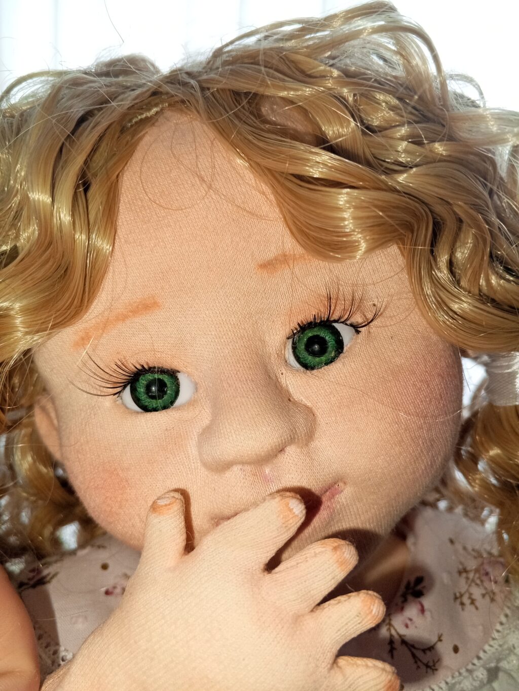 Текстильная кукла ручной работы