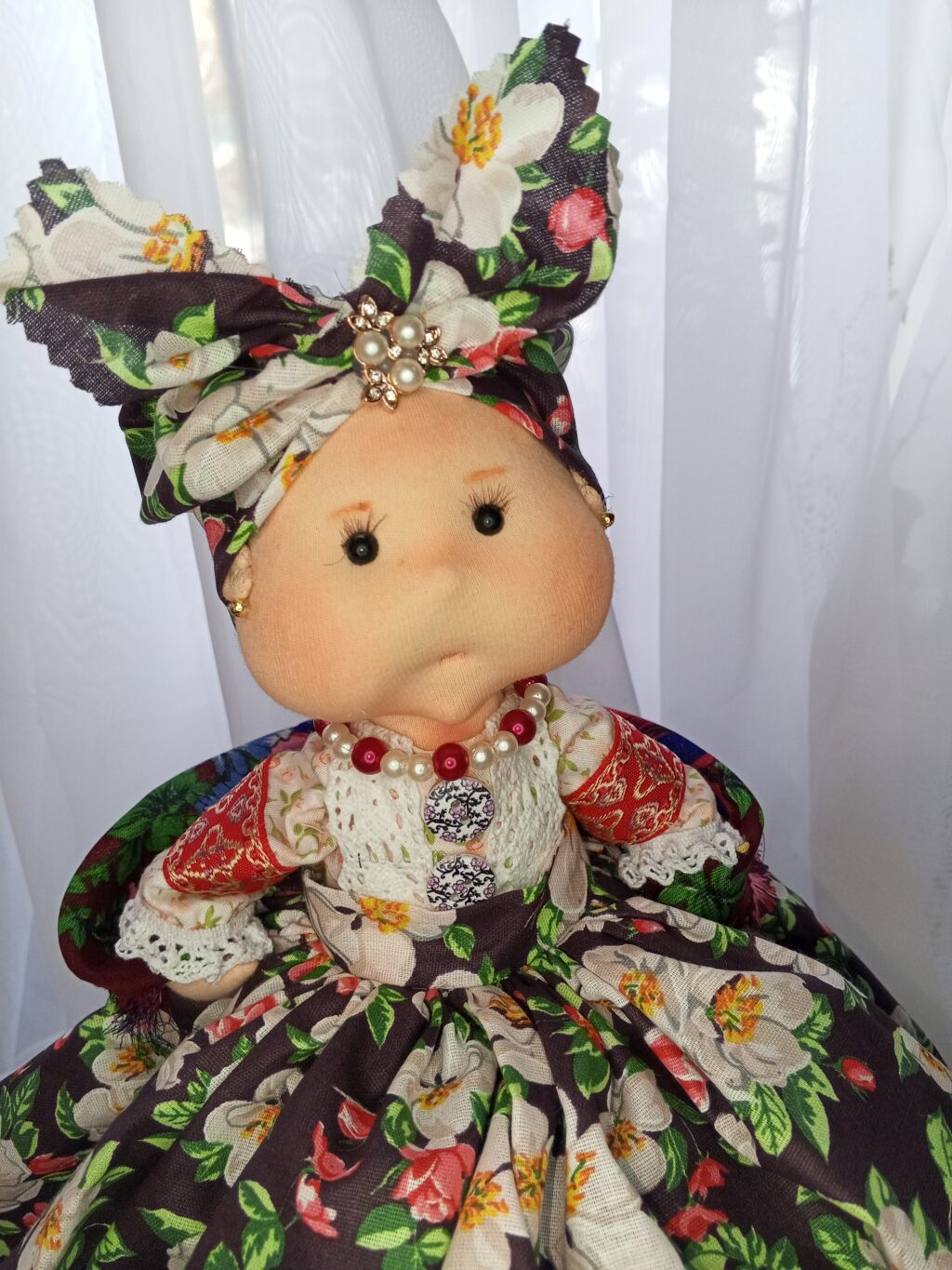 Кукла-грелка на чайник