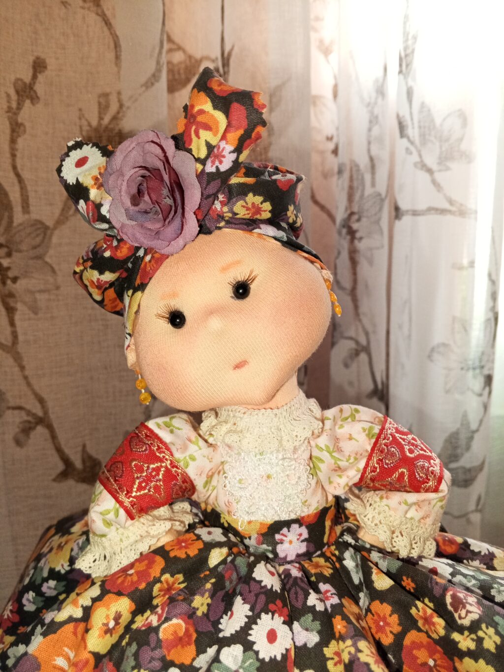 Кукла-грелка на чайник