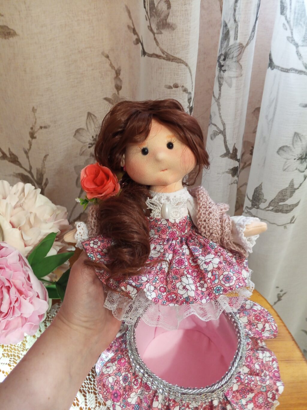 Кукла-шкатулка ручной работы