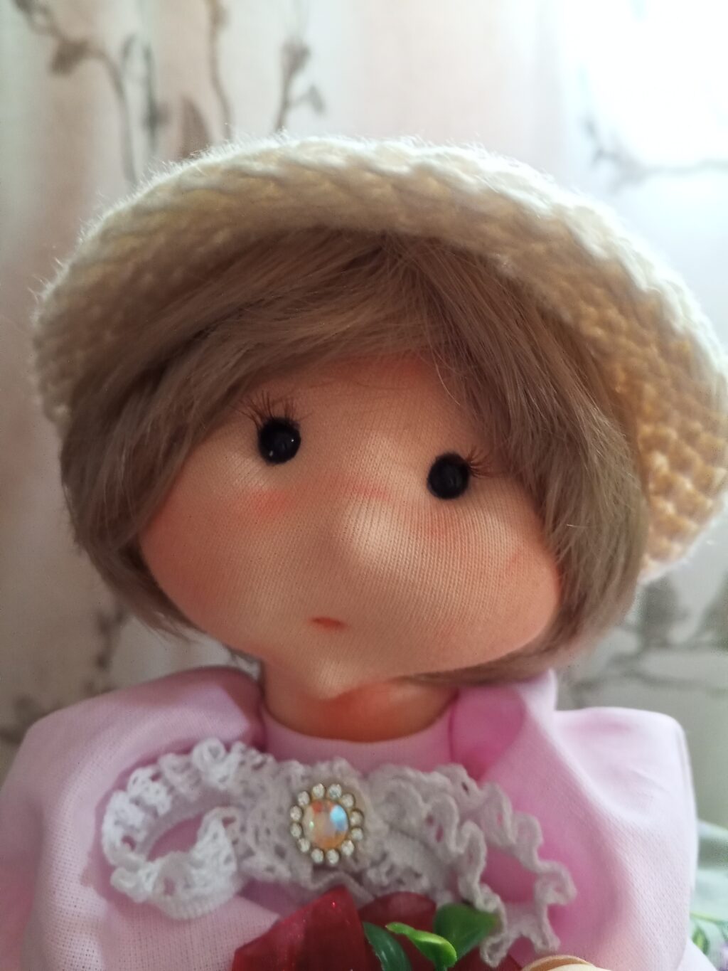 Кукла-грелка на чайник