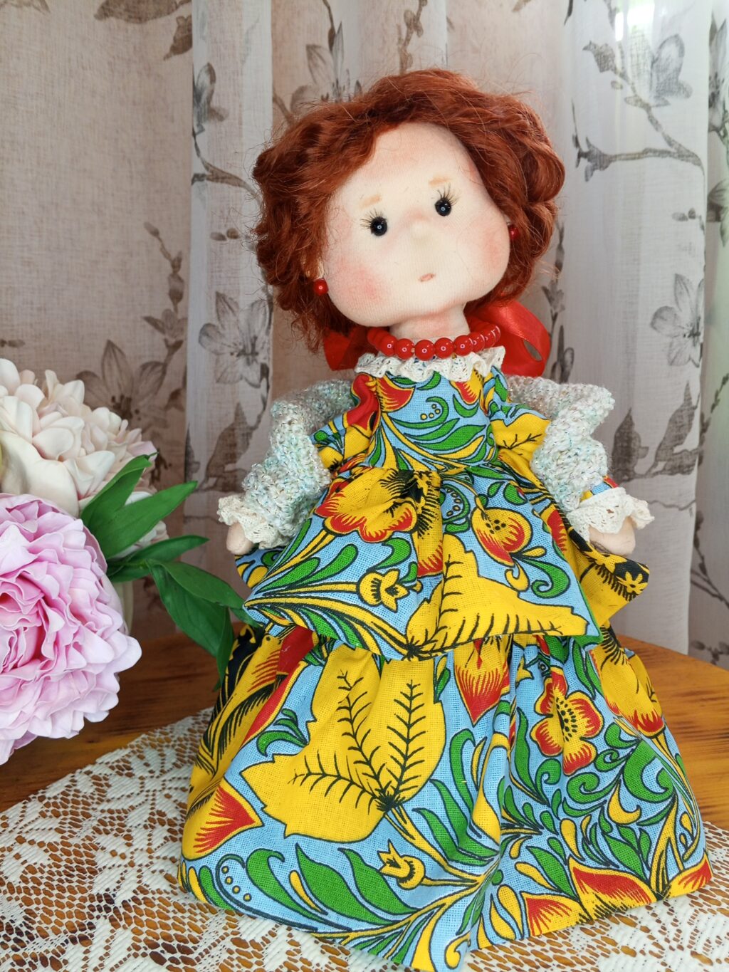 Кукла-шкатулка ручной работы
