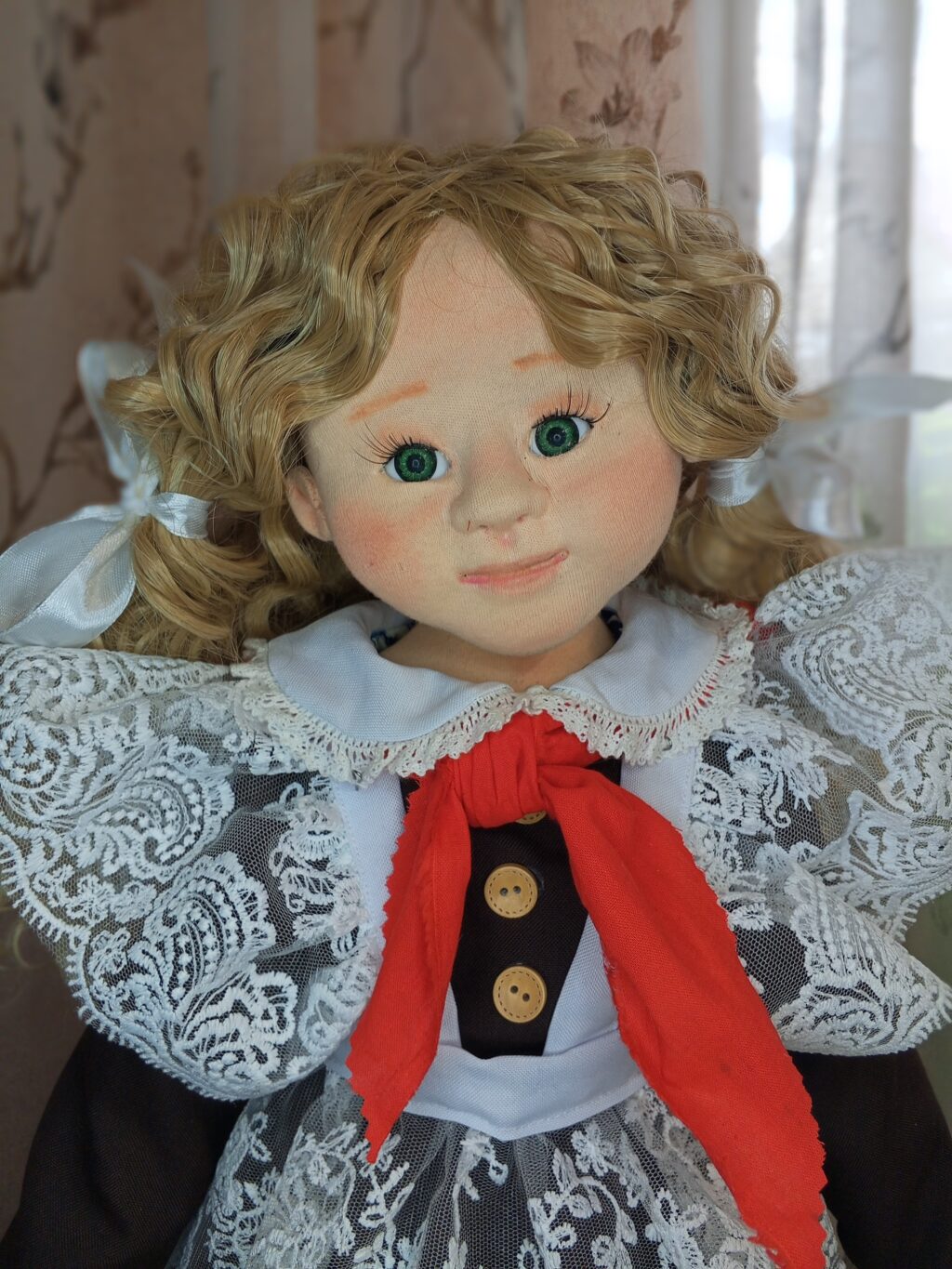 Текстильная кукла ручной работы