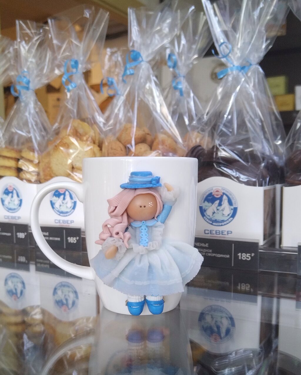 Кружка с «Девочка в шляпке»