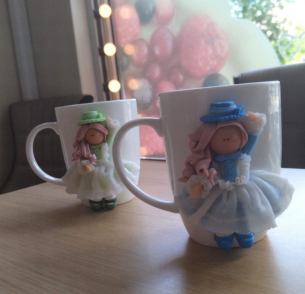 Кружка с «Девочка в шляпке»