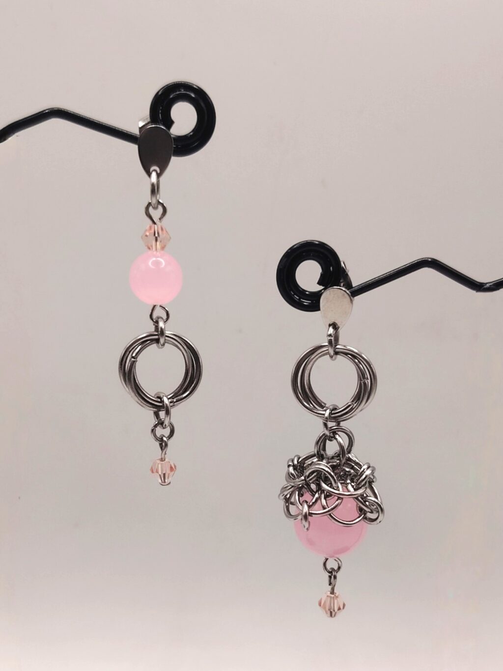 ФЛЁР ДЕЛАКУР. кольчужные серьги с халцедоном