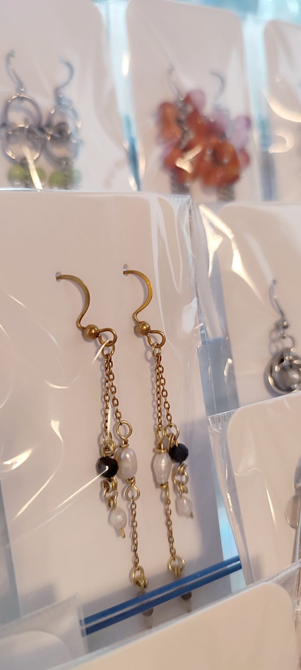 Серьги-цепочки с жемчугом и турмалином