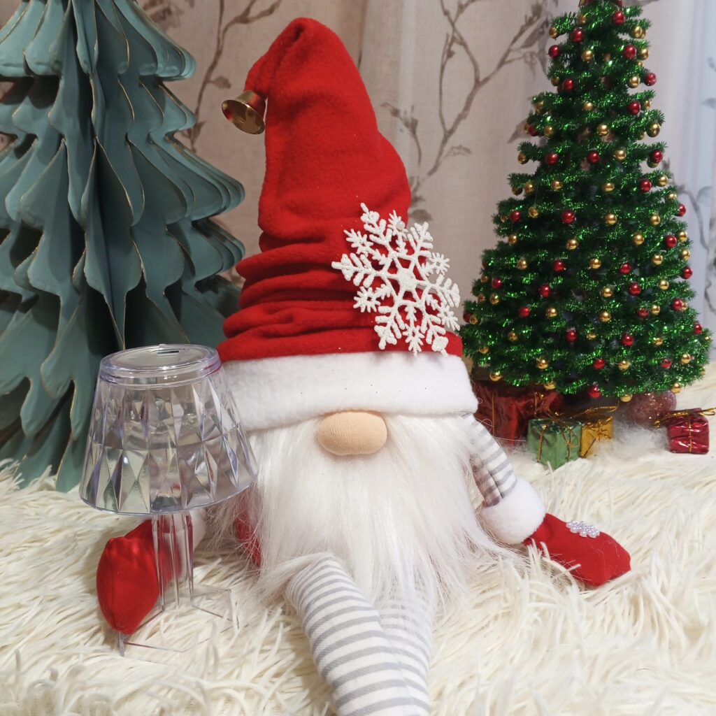 Гном новогодний, длинноногий, ручной работы