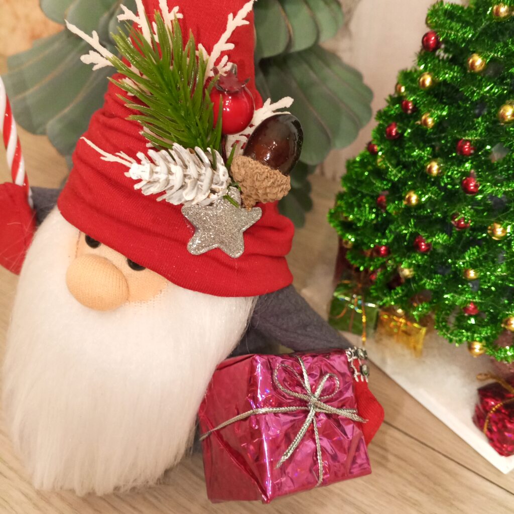 Гном новогодний, ручной работы