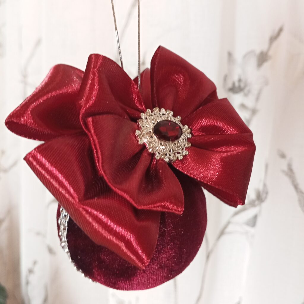 Новогодние ёлочные шары