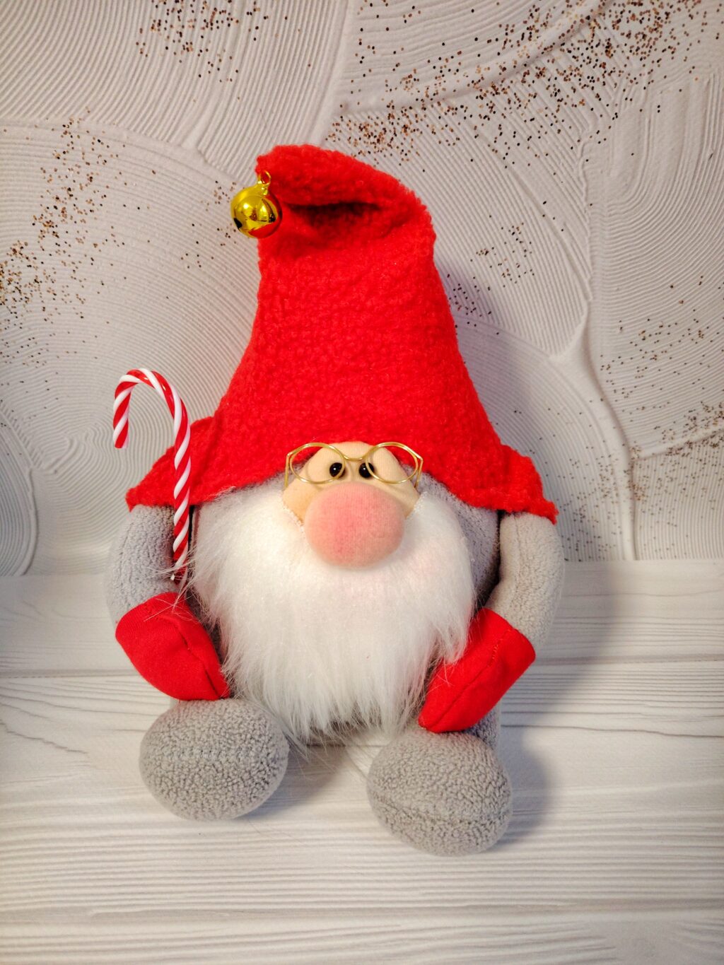 Гномик с посохом